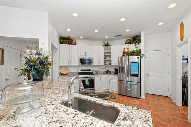 910 LASCALA DRIVE, Windermere, FL 34786