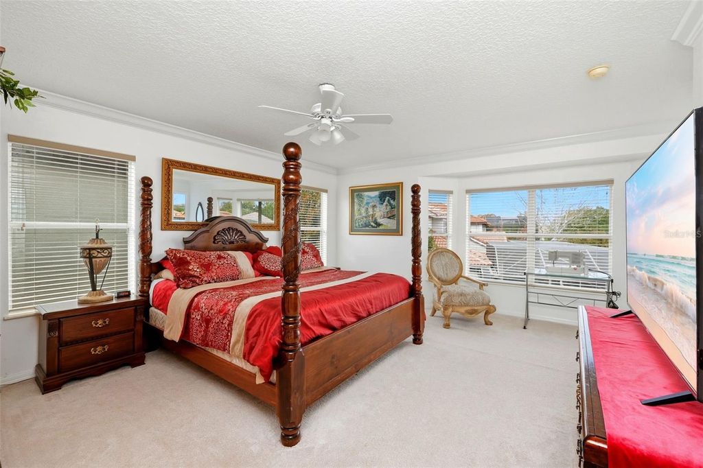 Image 29 of property listing at 910 LASCALA DRIVE, Windermere, FL 34786