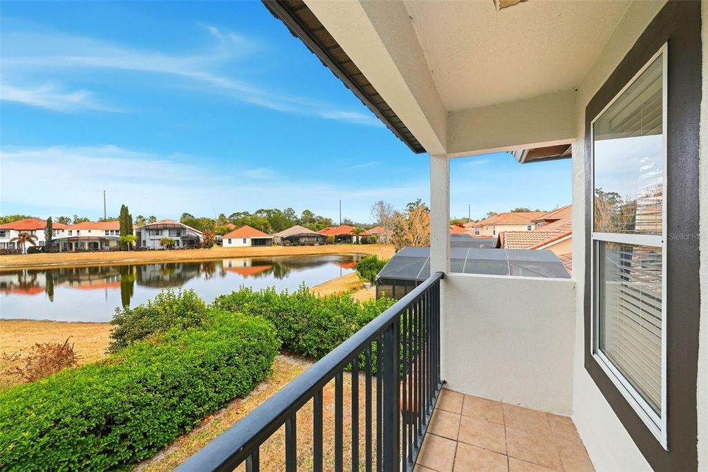 Image 32 of property listing at 910 LASCALA DRIVE, Windermere, FL 34786