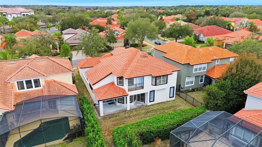 Image 45 of property listing at 910 LASCALA DRIVE, Windermere, FL 34786