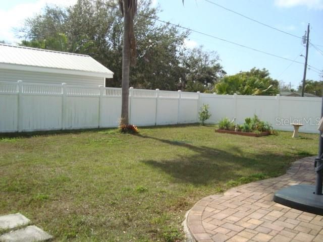 11 N CREST AVENUE, Clearwater, FL 33755