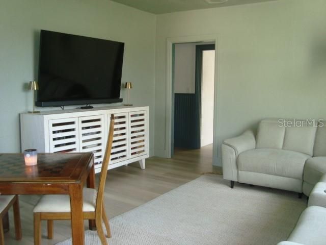 11 N CREST AVENUE, Clearwater, FL 33755