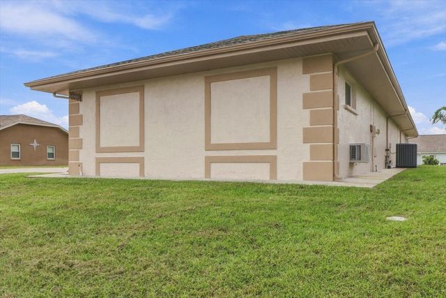 10404 SANDTRAP DRIVE, Spring Hill, FL 34608