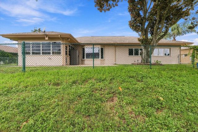 10404 SANDTRAP DRIVE, Spring Hill, FL 34608