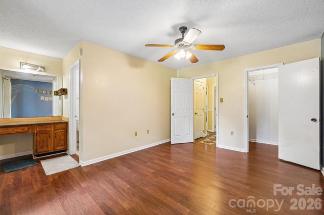13942 Dannemara Drive, Pineville, NC 28134