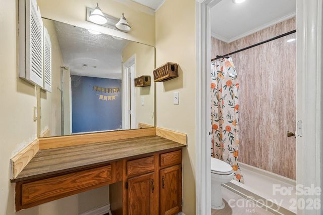 13942 Dannemara Drive, Pineville, NC 28134