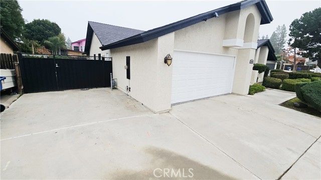 7001 Margaret Court, Bakersfield, CA 93309