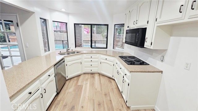 7001 Margaret Court, Bakersfield, CA 93309