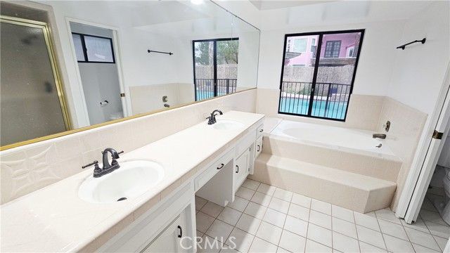 7001 Margaret Court, Bakersfield, CA 93309