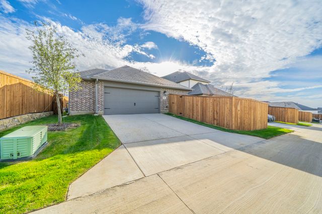 526 Callum Parkway, Celina, TX 75009