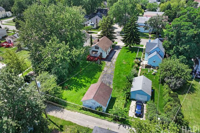 825 N Ash Street, Waukegan, IL 60085