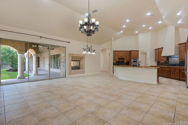 124 allens bend, New Braunfels, TX 78130