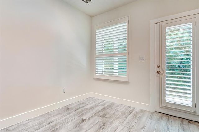 1801 Roseburg DR 29, Austin, TX 78754