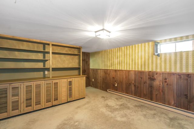 24 Fieldstone Drive, Londonderry, NH 03053