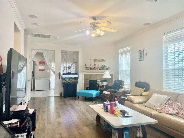 8118 Barnes Ridge Lane, Houston, TX 77072