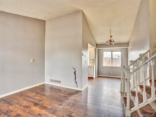 3160 S Halifax Street, Aurora, CO 80013