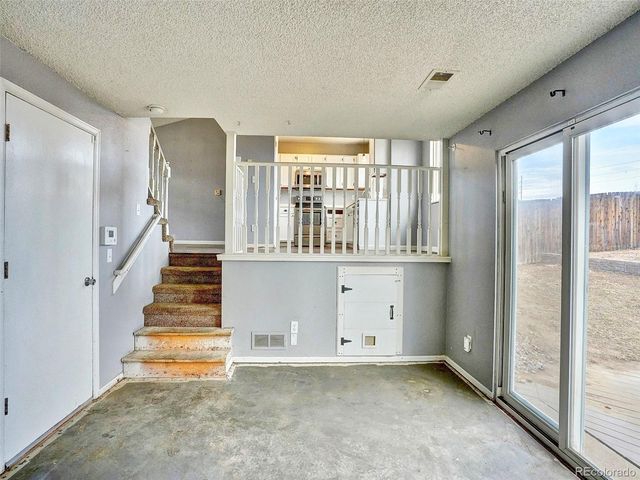 3160 S Halifax Street, Aurora, CO 80013