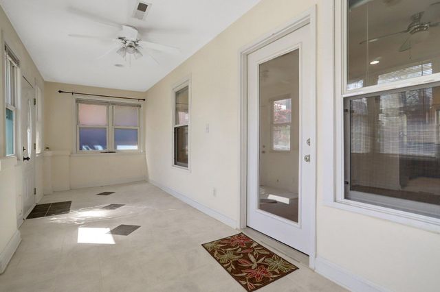 2206 S GRANT ST S, Arlington, VA 22202