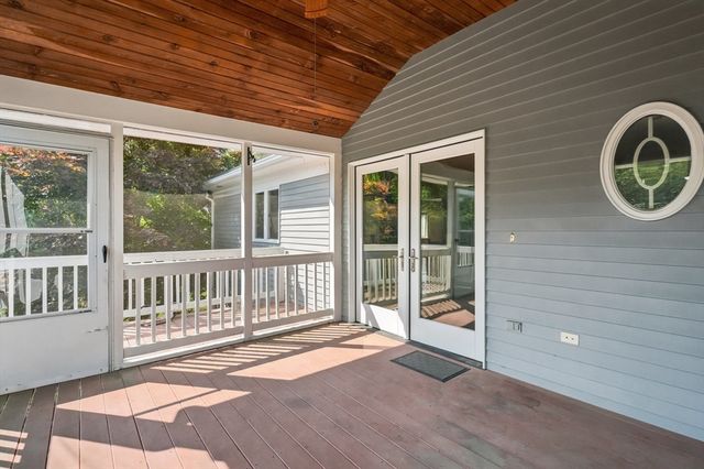 24 Uptack Rd, Groveland, MA 01834