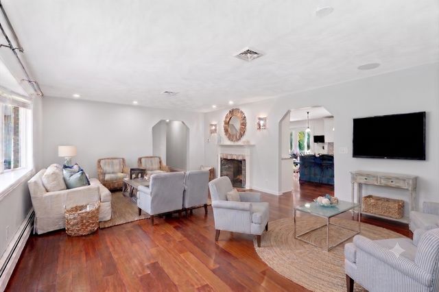 24 Uptack Rd, Groveland, MA 01834