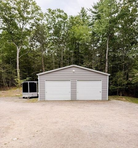 30 Odell Rd, Sandown, NH 03873