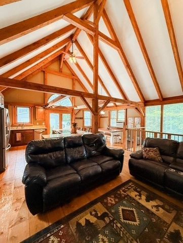 30 Odell Rd, Sandown, NH 03873