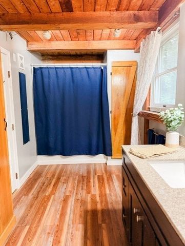 30 Odell Rd, Sandown, NH 03873