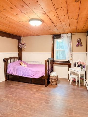30 Odell Rd, Sandown, NH 03873