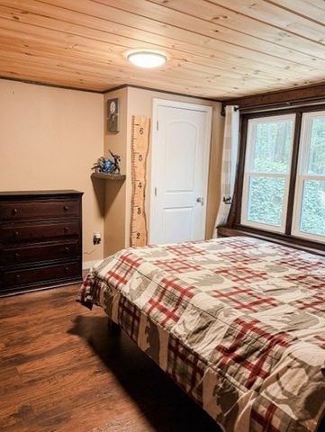 30 Odell Rd, Sandown, NH 03873