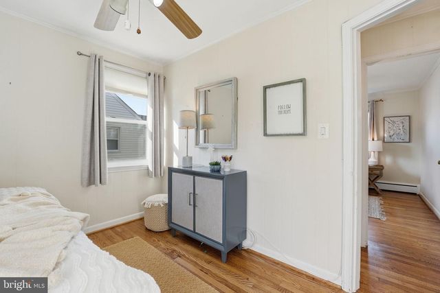 6821 BARRETT RD, Falls Church, VA 22042