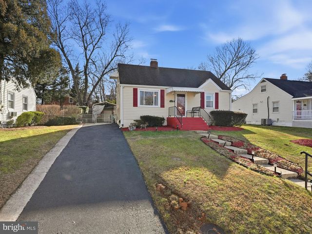 6821 BARRETT RD, Falls Church, VA 22042