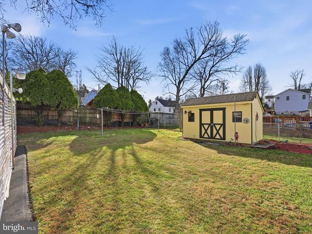 6821 BARRETT RD, Falls Church, VA 22042