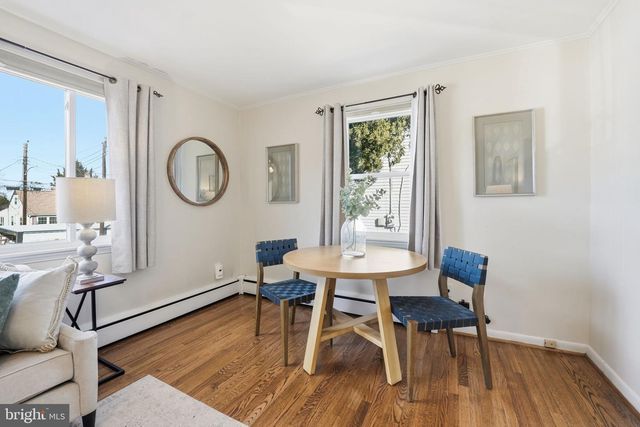 6821 BARRETT RD, Falls Church, VA 22042