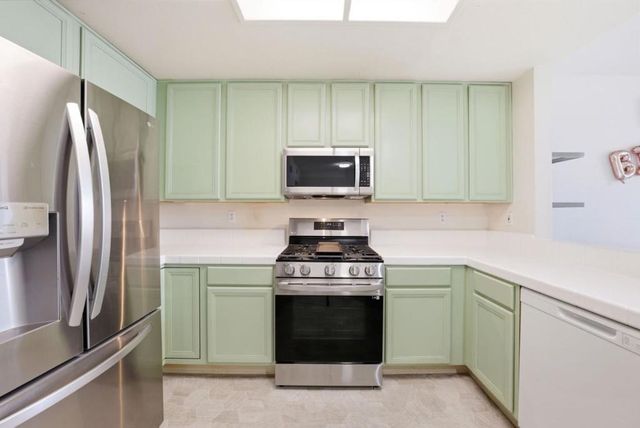 607 Arcadia Terrace 204, Sunnyvale, CA 94085