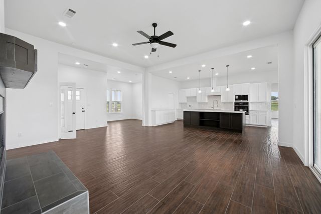 1224 Durham Lane, Cleburne, TX 76033