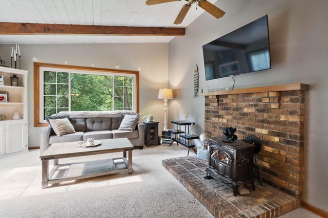 5665 Hagberg Road, Hermantown, MN 55811
