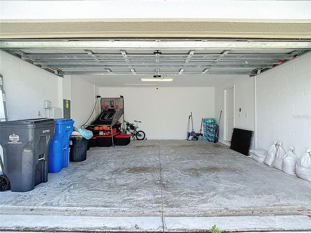 9814 LEMON DROP LOOP, Sun City Center, FL 33573