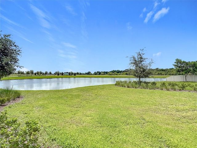 9814 LEMON DROP LOOP, Sun City Center, FL 33573