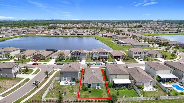 9814 LEMON DROP LOOP, Sun City Center, FL 33573
