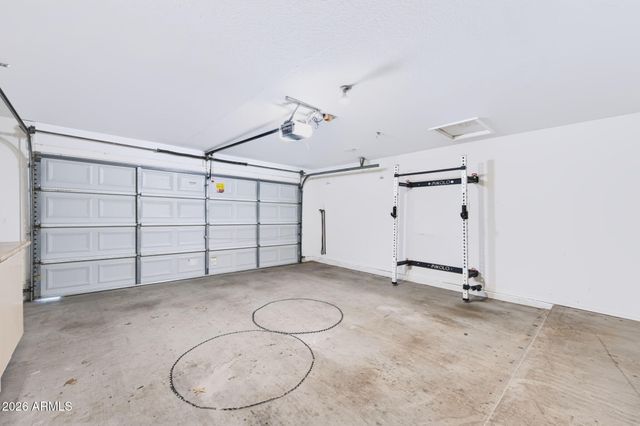2243 E ROBIN Lane, Phoenix, AZ 85024