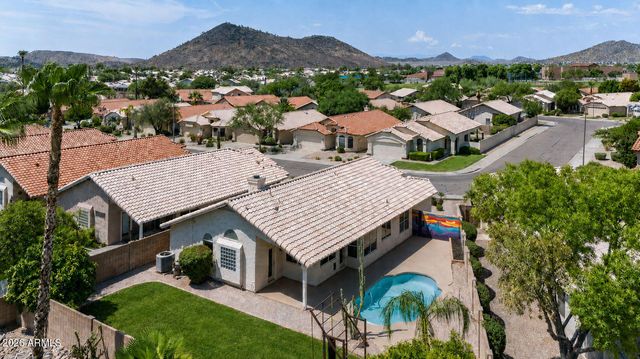 2243 E ROBIN Lane, Phoenix, AZ 85024