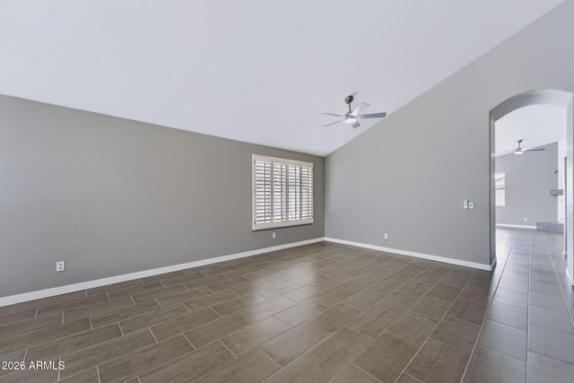 2243 E ROBIN Lane, Phoenix, AZ 85024
