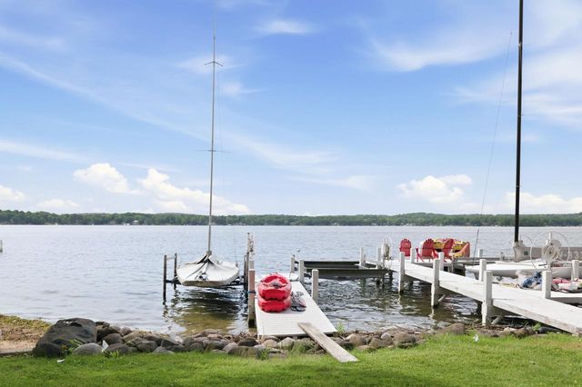 N30W29393 Hillcrest DRIVE, Pewaukee, WI 53072