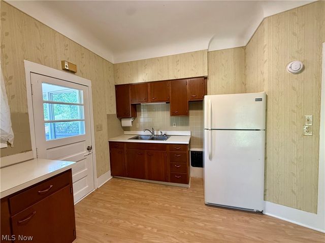 25468 Royalton Road 1, Columbia Station, OH 44028