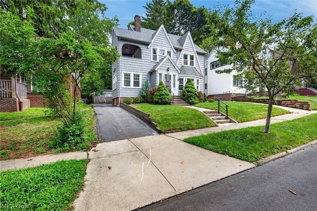 1629 Ivydale Road, Cleveland Heights, OH 44118