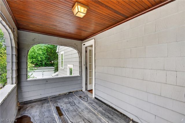 1629 Ivydale Road, Cleveland Heights, OH 44118