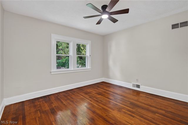 1629 Ivydale Road, Cleveland Heights, OH 44118