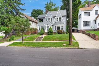 1629 Ivydale Road, Cleveland Heights, OH 44118