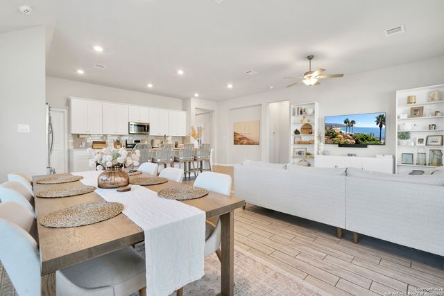 5307 Saunter Ln, Bulverde, TX 78163