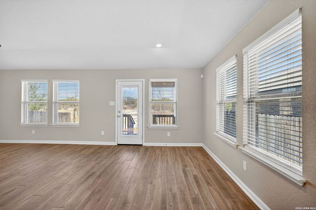 12915 Louberg Valley, San Antonio, TX 78253